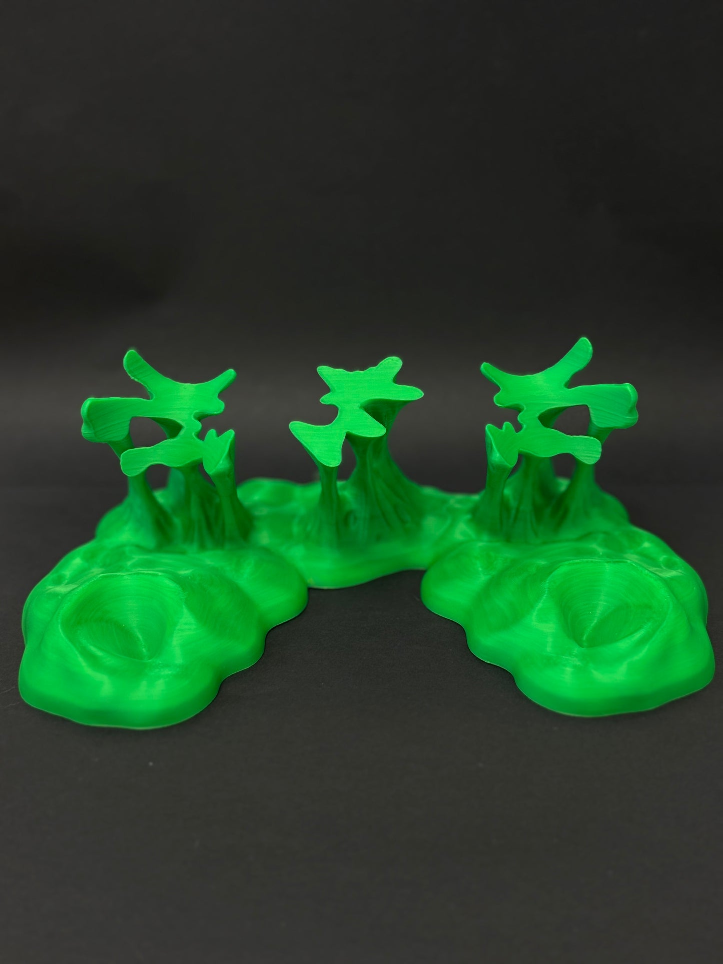 Alien Slime Controller Holder PS5 / Xbox  – Drippy Display Stand
